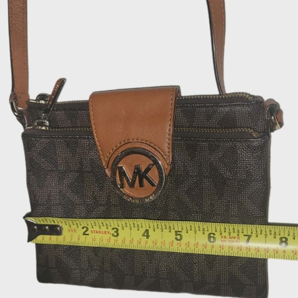 Michael Kors MK Signature Crossbody Bag Purse - Picture 11 of 13